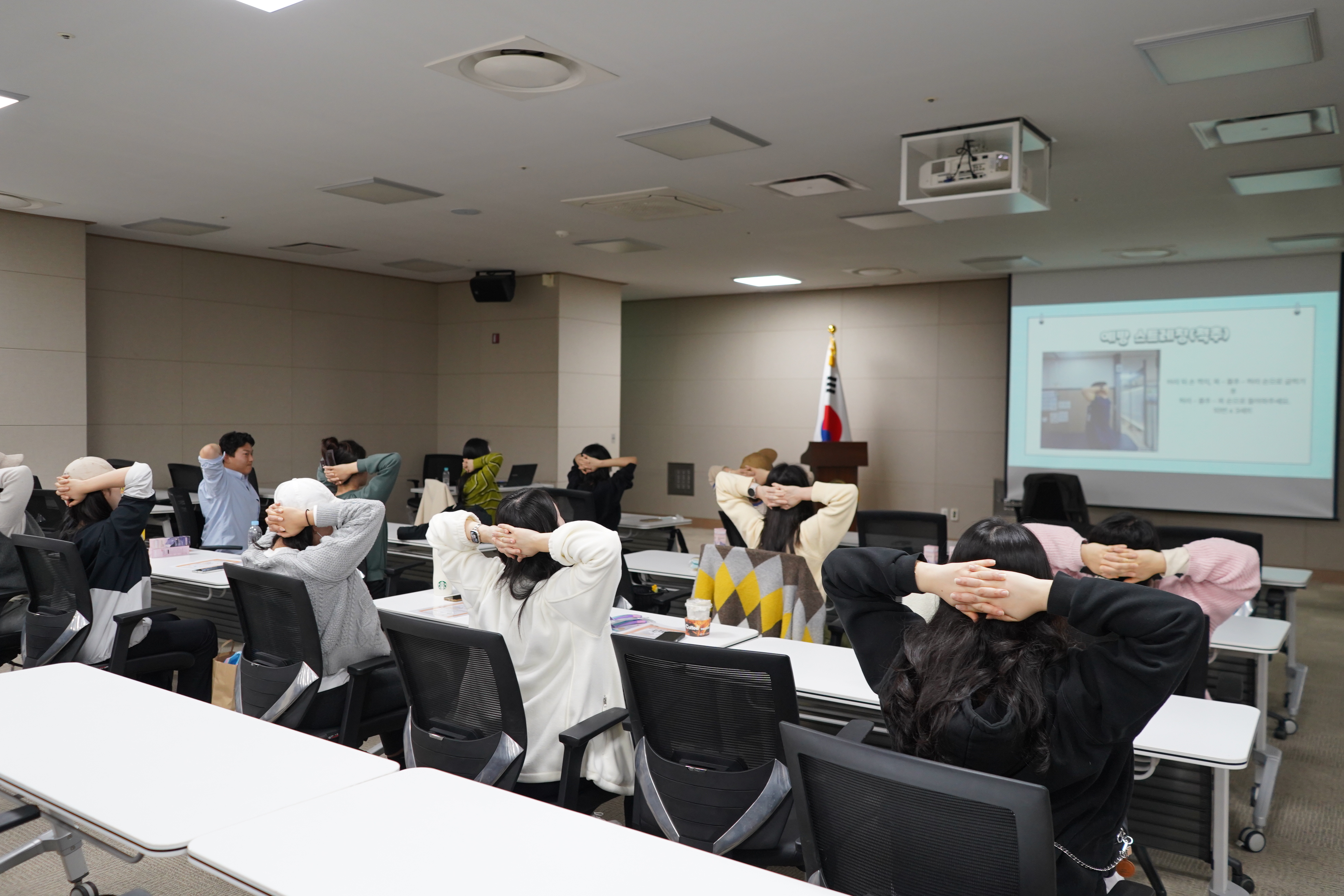  이미지 6
